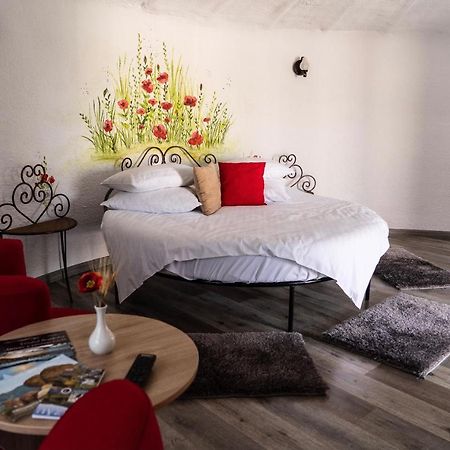 Satul Cu Flori Hotell Buzău Exteriör bild